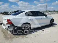 2020 Volvo S60 фото