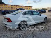 2020 Volvo S60 фото
