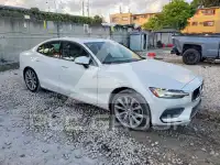 2020 Volvo S60 фото