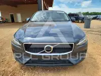 2020 Volvo S60 photo
