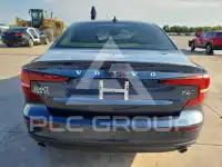 2020 Volvo S60 photo