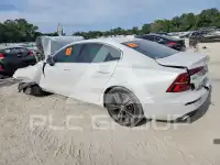 2020 Volvo S60 фото
