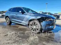 2020 Volvo XC60 photo