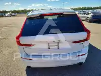 2020 Volvo XC60 фото