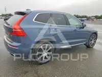 2020 Volvo XC60 photo