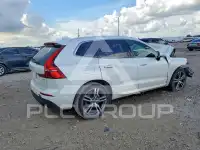 2020 Volvo XC60 фото