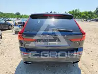 2020 Volvo XC60 photo