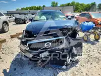 2020 Volvo XC60 фото
