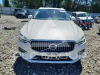 2020 Volvo XC60 фото
