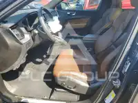 2020 Volvo XC60 фото