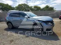 2020 Volvo XC90 photo