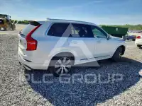 2020 Volvo XC90 photo
