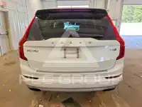 2020 Volvo XC90 фото