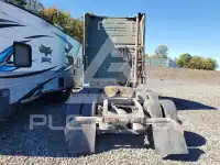 2020 Volvo VNL photo