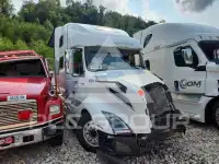 2020 Volvo VNL photo