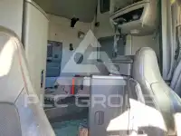 2020 Volvo VNL photo