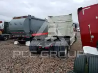 2020 Volvo VNL photo