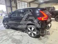 2020 Volvo XC40 фото