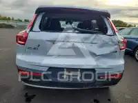 2020 Volvo XC40 фото
