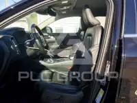 2020 Volvo XC40 фото