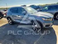 2020 Volvo XC40 фото