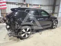 2020 Volvo XC40 фото