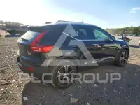 2020 Volvo XC40 фото
