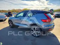 2020 Volvo XC40 фото