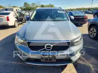 2020 Volvo XC40 фото
