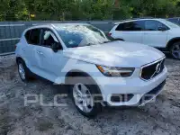 2020 Volvo XC40 фото