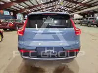 2020 Volvo XC40 фото