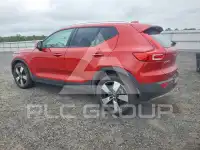 2020 Volvo XC40 photo