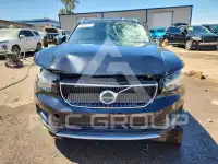 2020 Volvo XC40 фото