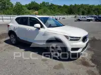 2020 Volvo XC40 фото