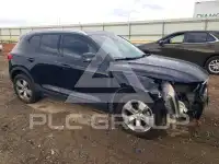 2020 Volvo XC40 photo
