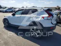 2020 Volvo XC40 фото