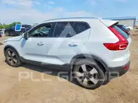 2020 Volvo XC40 photo