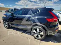 2020 Volvo XC40 фото
