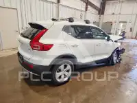 2020 Volvo XC40 фото