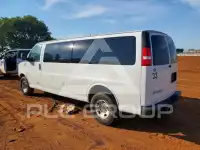 2020 GMC Savana фото