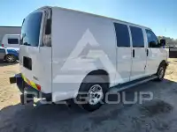 2020 GMC Savana фото