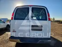 2020 GMC Savana фото