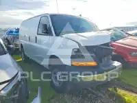 2020 GMC Savana фото