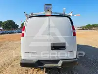 2020 GMC Savana фото