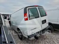 2020 GMC Savana фото