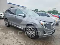 2020 GMC TERRAIN photo