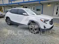 2020 GMC TERRAIN photo
