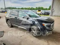2020 GMC TERRAIN photo