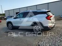 2020 GMC TERRAIN photo