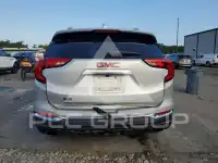 2020 GMC TERRAIN photo